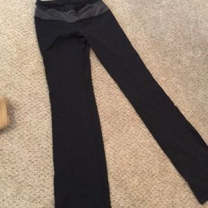 Lululemon size 6 micro flare yoga pant